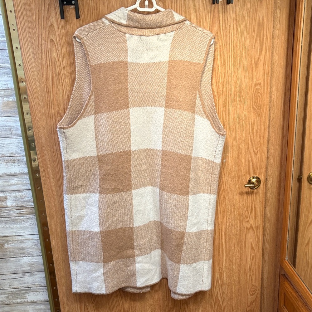 Steve Madden Tan and Cream PlaidLong   Sweater Vest - Picture 7 of 7